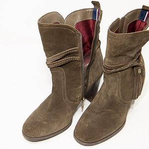 Tommy Hilfiger boots